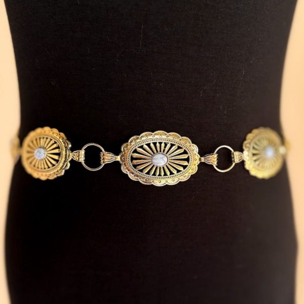 Gold Southwest Oval Linked Concho Chaun Belt